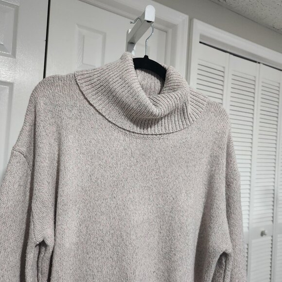 Mud Pie Turtleneck Sweater – Size Medium – Balloon Sleeves - Picture 2 of 7